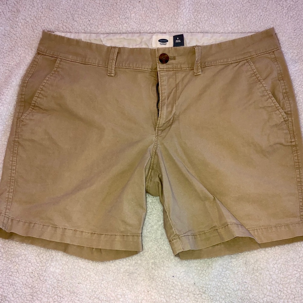 Old Navy Khaki Shorts 10
